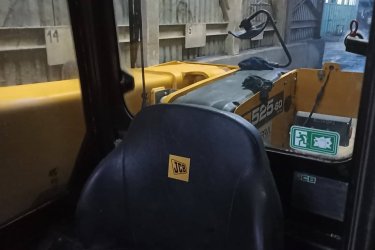 JCB 525-60 Agri Plus típusú kompakt teleszkópos rakodó eladó.
Teljes gém előrenyílás 3 méter. 6 méter magasra emel maximálisan.
55 KW/74 LE
2,5 literes négyhengeres JCB diesel motor.
2017 évjárat. 3452 üzemóra.
A gép teljesen felújított állapotú, Megtekinthető Városföldön.
Ára: 16.000.000 ft Áfa
Érdeklődni: Demcsik László műszaki vezetőnél a 202599926-os telefonszámon munkaidőben 6-14:00 óráig vagy email-ben: muszak@varosfoldiagrar.hu