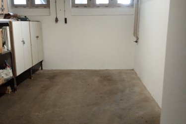 Kiadó teremgarázs Kelenföldön