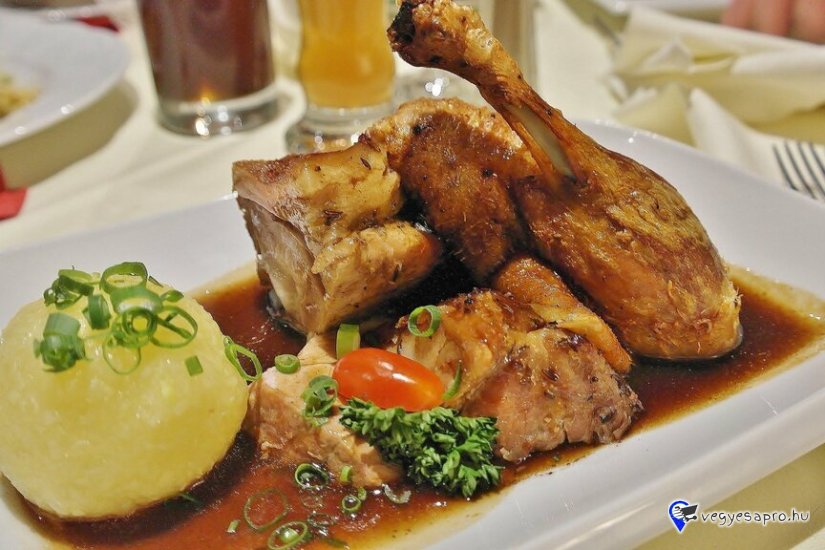 87/2. Szakács német hotel munka Deggendorf