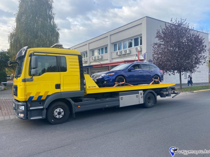 Nem indul az autója Dabas, Kakucs vagy Örkény környékén? Lerobbant bárhol a térségben? Ne aggódjon – a Mészáros Autómentő Kft. azonnal indul, és gyors, megbízható autómentést biztosít Dabas–Kakucs–Örkény teljes környékén, éjjel-nappal, hétvégén és ünnepnapokon is! ✅ Autómentés, autószállítás, furgonmentés, bikázás ✅ 0–24 elérhetőség – azonnali kiérkezés ✅ Gyors reagálás Dabas, Kakucs, Örkény és környékén ✅ Tapasztalt, segítőkész autómentő csapat ✅ Biztonságos szállítás, korrekt árak Hívjon minket most: 06 20 9188 649 www.024automentes.hu Mészáros Autómentő Kft. – Autómentés Dabas–Kakucs–Örkény környékén gyorsan és profi módon, 0–24!