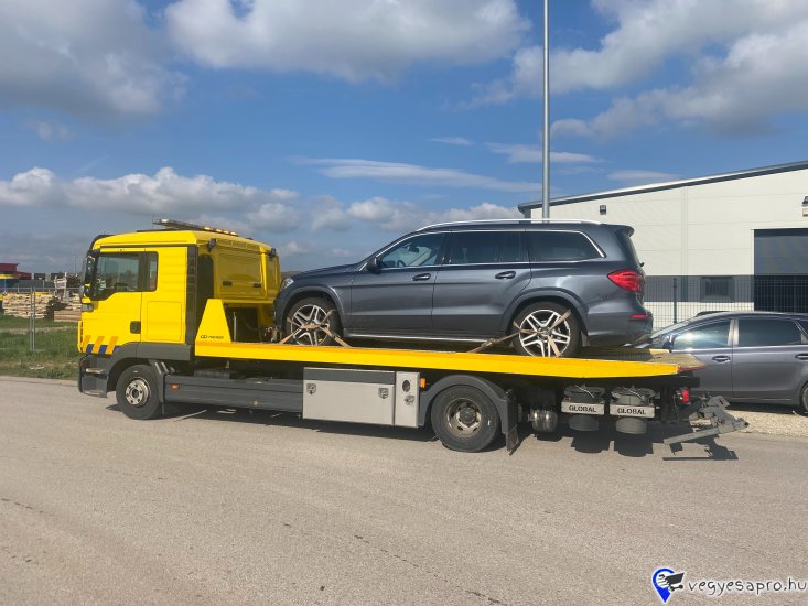 Lerobbant az autója Pécel, Isaszeg vagy Valkó környékén? Nem indul, lemerült az akkumulátor, vagy baleset történt? A Mészáros Autómentő Kft. azonnal indul, és gyors, szakszerű autómentést biztosít éjjel-nappal, akár hétvégén vagy ünnepnapokon is! ✅ Autómentés és autószállítás 0–24 ✅ Gyors kiérkezés Pécel, Isaszeg, Valkó térségében ✅ Bikázás, furgonmentés, országos szállítás ✅ Tapasztalt, segítőkész autómentő szakemberek ✅ Megbízható szolgáltatás, korrekt árak Hívjon minket most: 06 20 9188 649 www.024automentes.hu Mészáros Autómentő Kft. – autómentés Pécel, Isaszeg és Valkó térségében, gyorsan és biztonságosan, 0–24 órában!