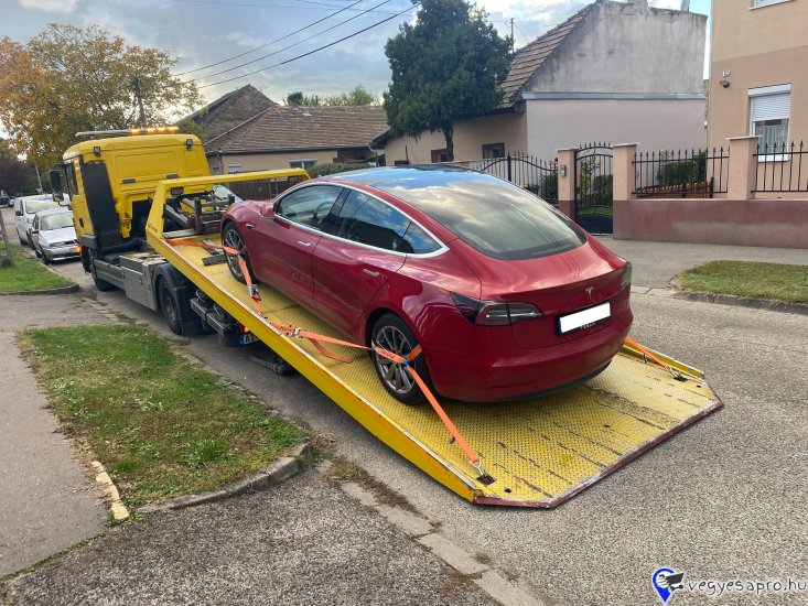 Lerobbant az autója Maglódon vagy környékén? Nem indul?
Mészáros Autómentő Kft. éjjel-nappal, gyorsan és biztonságosan segít!

✅ 0–24 órás autómentés Maglód és Pest megye területén
✅ Személyautó, SUV, kisteherautó, furgon mentése
✅ Hétvégén és ünnepnapokon is rendelkezésre állunk
✅ Gyors indulás bárhonnan

Hívjon minket bármikor:  06 20 9188 649
 Nem indul az autója? Segítünk – azonnal indulunk!