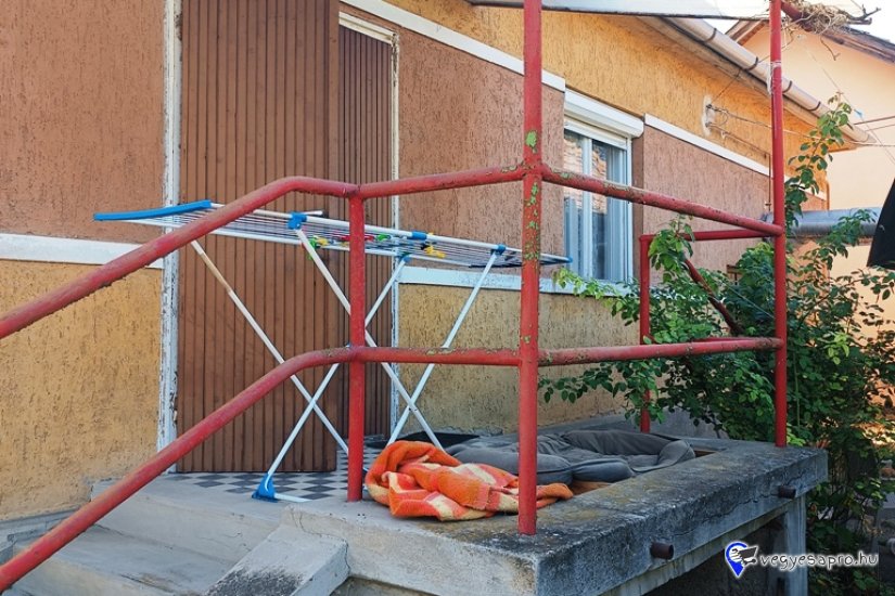 Eladó családi ház Gödfelsőn.