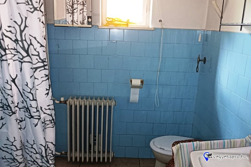 Eladó családi ház Gödfelsőn.
