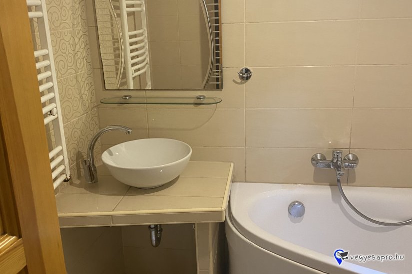 Kecskemét belvárosában piac közeli lakás kiadó