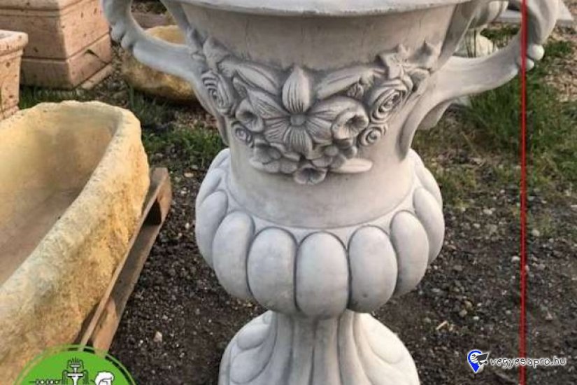 Különleges virágtartó